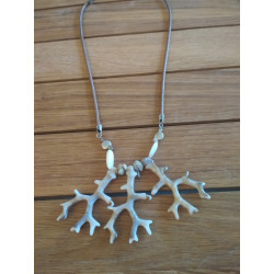 Collier ras du cou corail...