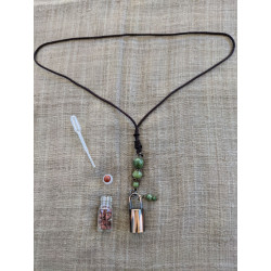 1 - flacon de jaspe rouge...