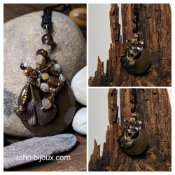 COLLIER MEDAILLON AGATE...